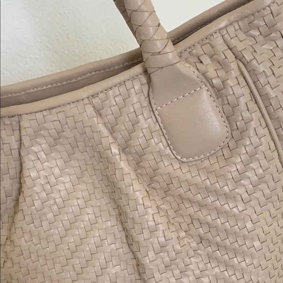 Le Tanneur Beige Woven Leather Tote - Picture 5 of 13